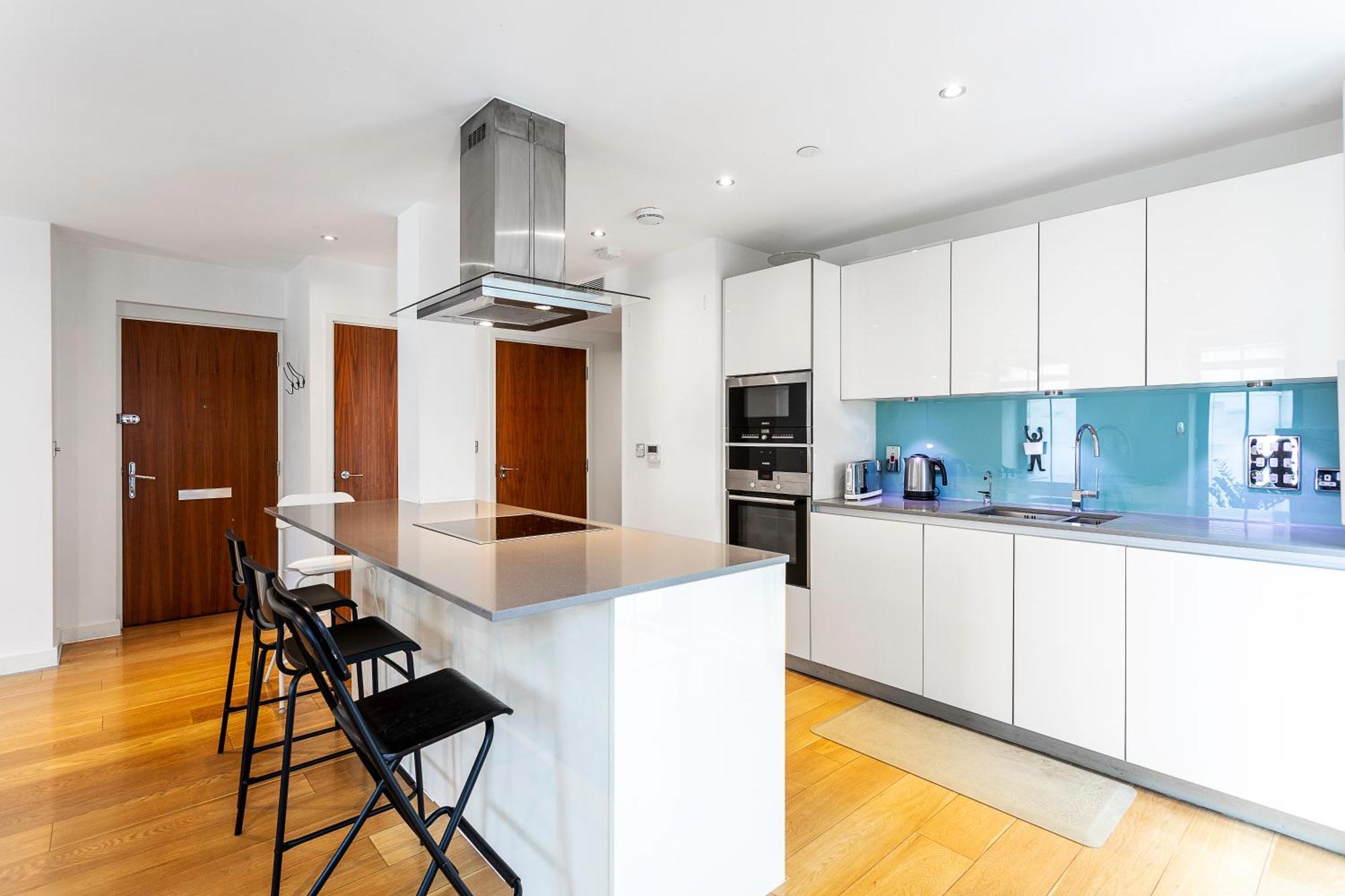 Serene Cityscape - 2Br Luxury Westminster Apartment Londen Buitenkant foto